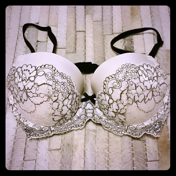 Victoria's Secret Other - Dream Angels Lined Demi Bra