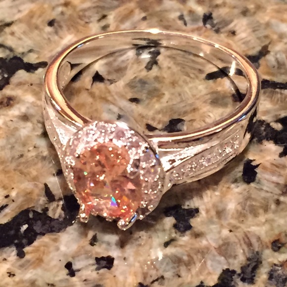 Zircon ring sterling silver size 7 - Picture 3 of 3