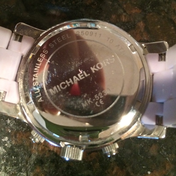 Purple Michael Kors watch - Picture 3 of 4