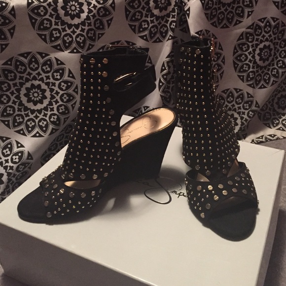 Jessica Simpson Wedges