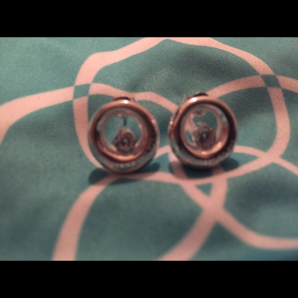 💕SALE💕 Tiffany and co earrings