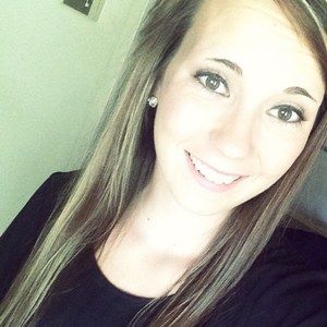 Meet your Posher, Karissa