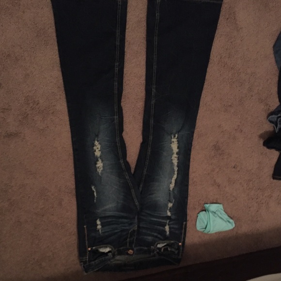 Rue21 jeans no stains or rips other than design