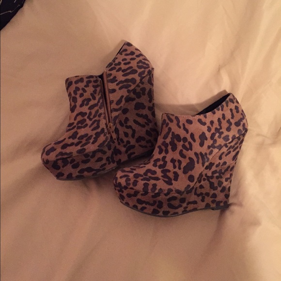 Cheetah print wedges