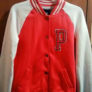 Vs Pink jacket in excellent condition xs fits med