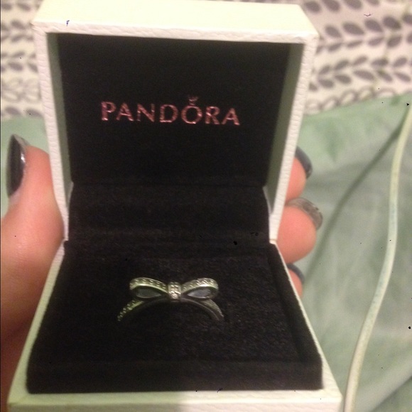 Pandora ring