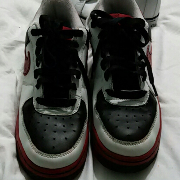 Nike shoes