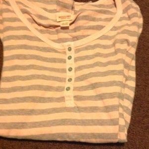 A cute peach and grey stripe shirt