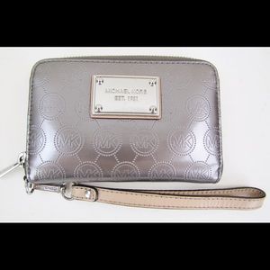 Michael Kors Silver Multifunction Phone Wristlet