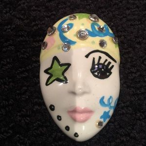 ARTISIN SIGNED Ceramic Porcelain Hand Painted Face Pin