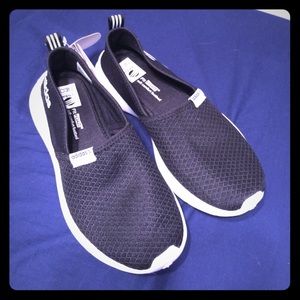 Super cute slip on Adidas