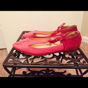 Fuscia flats