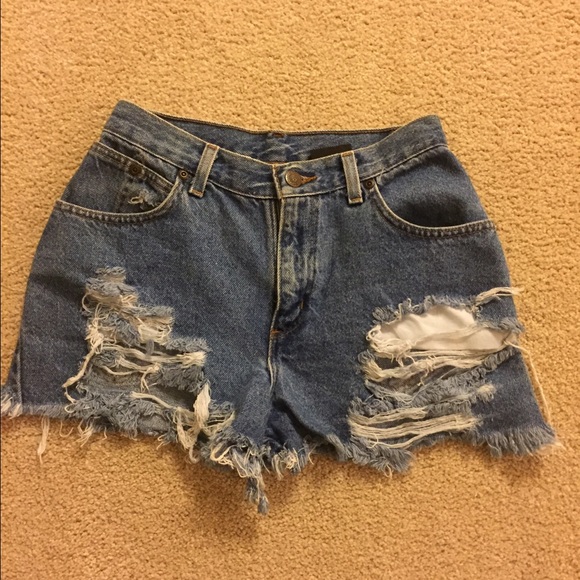 Distressed High Waisted shorts