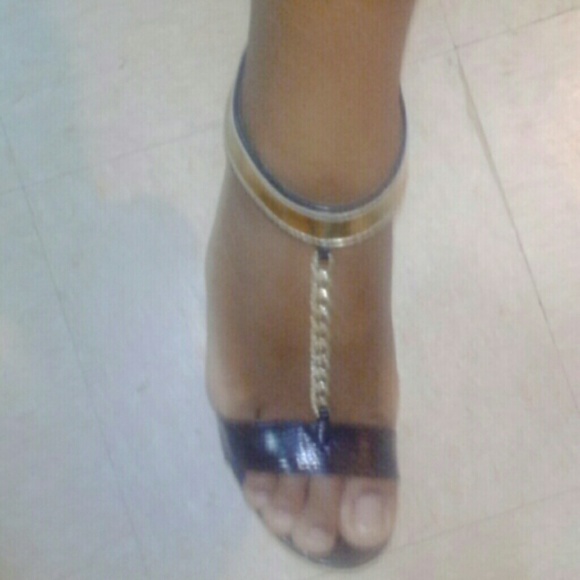 Heel,pumps - Picture 2 of 3