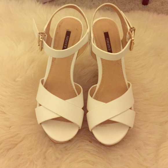 White Wedges