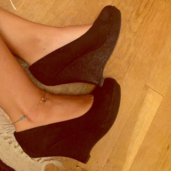 Black Sued Closed Toe Wedges