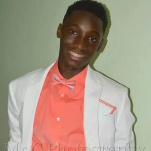 Meet your Posher, Yavoe