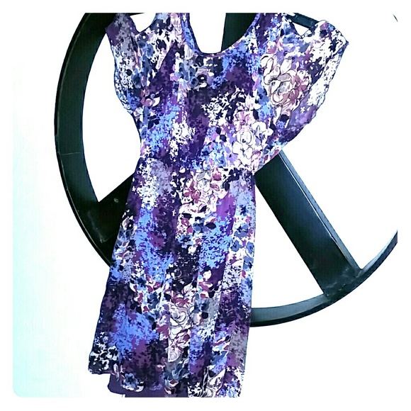 Xhilaration Floral Off the shoulder Dress - Picture 1 of 3