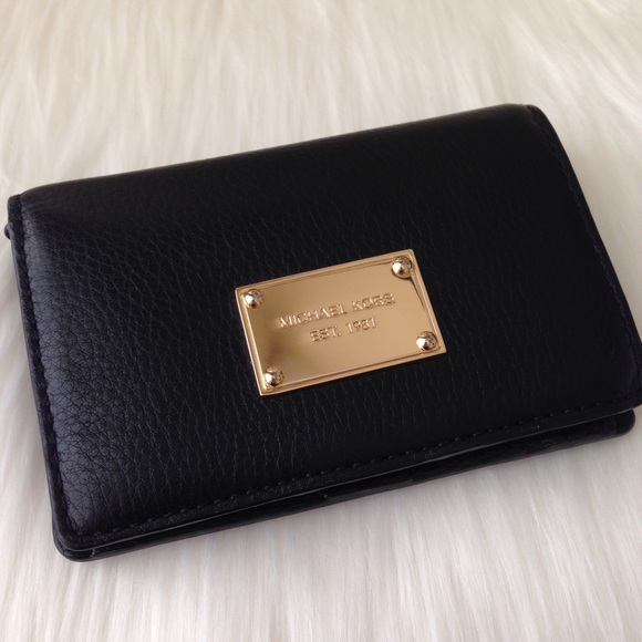 Michael Kors Handbags - Michael Kors Wallet