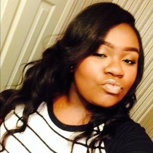 Meet your Posher, Jaida