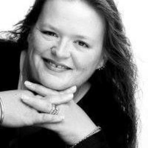 Meet your Posher, Stacy - Picture 1 of 1