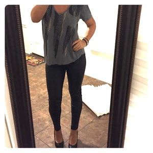 💛Gold and gray💛 leopard graphic tee