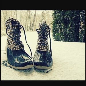 Sperry Plaid Duck Boots