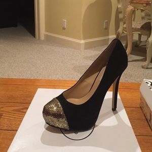 Size 8 black suede with gold tip Steve Madden