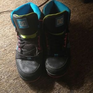 Dc shoes
