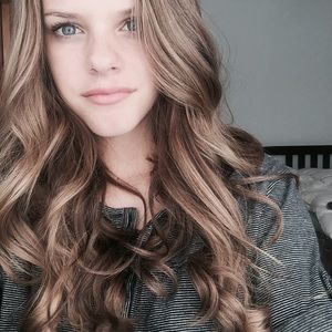 Meet your Posher, Alyce