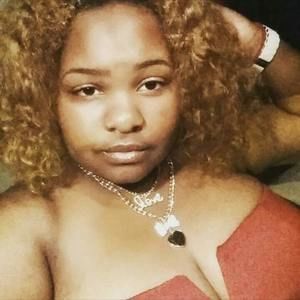 Meet your Posher, Saadia