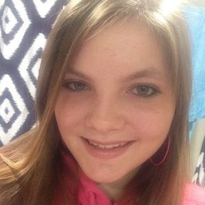 Meet your Posher, Angelica