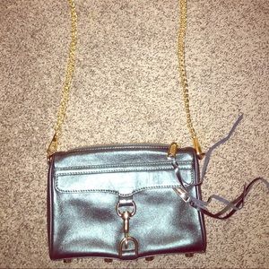 Gorgeous metallic forest green Mini MAC!