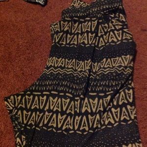 Cute black and gold leggings