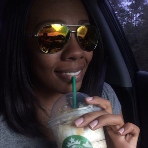 Meet your Posher, Ciara