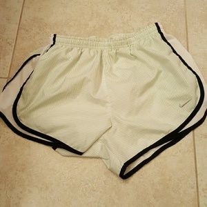 Green white and black medium nike shorts
