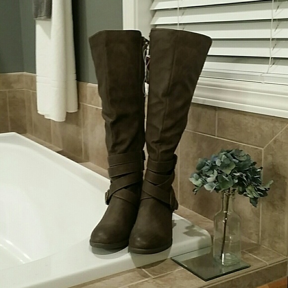 Brown boots