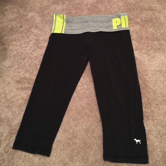 PINK yoga capris