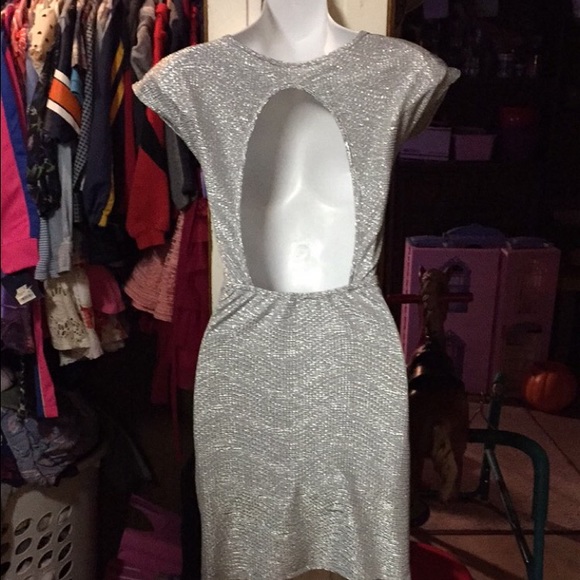 Delver dress size medium - Picture 3 of 4