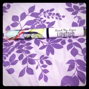 Read my lips lipstick by Teeez