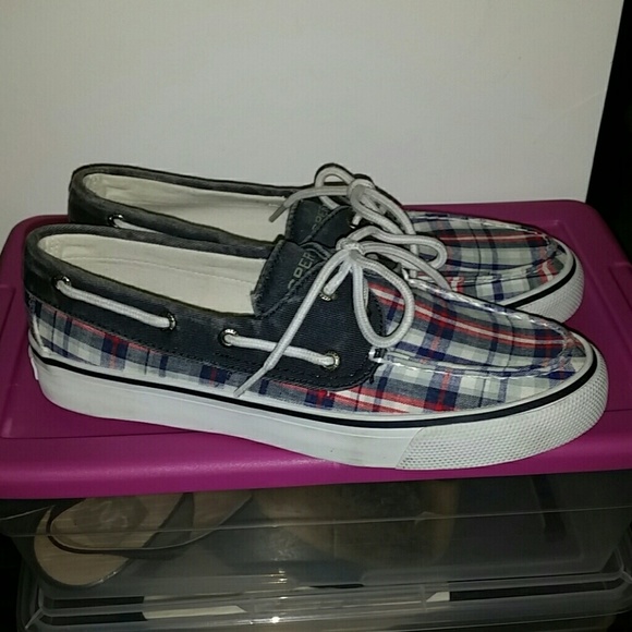 Sperry top sides plaid boat shoes. Size 6.5
