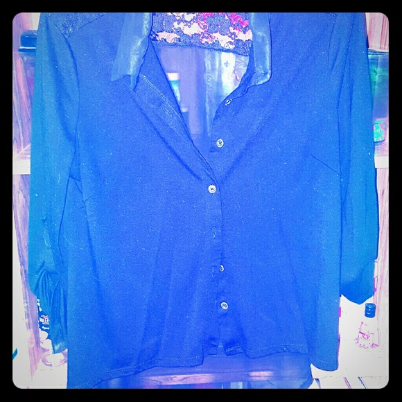 Gorgeous black button on shirt
