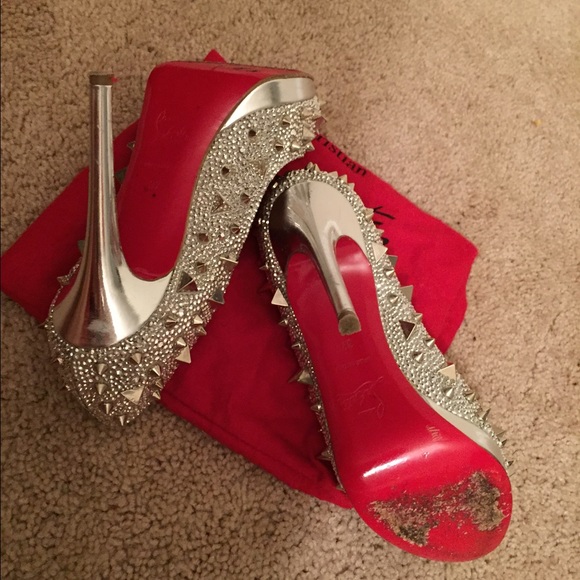 Christian Louboutin Yolanda pigalili peep toe - Picture 2 of 4