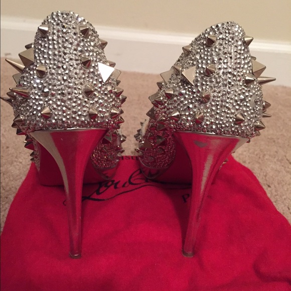 Christian Louboutin Yolanda pigalili peep toe - Picture 3 of 4