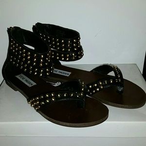 NIB Steve Madden studded gladiator sandals 6.5