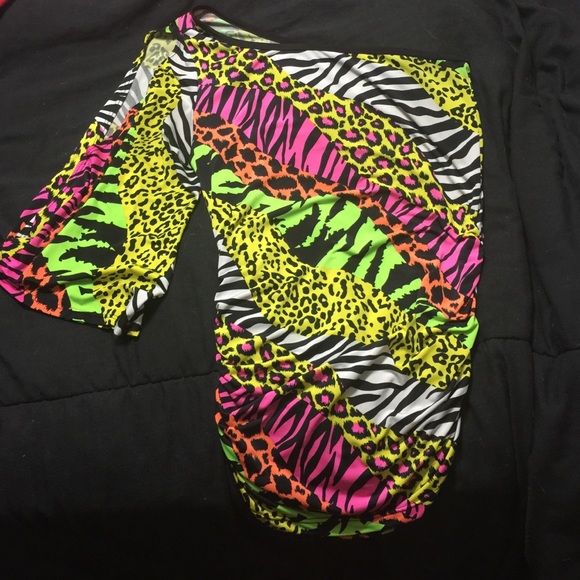 One sleeve colorful animal print shirt