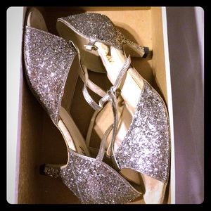 Ballroom dance shoes