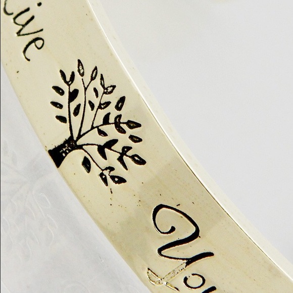 Live your life tree gold cuff bracelet - Picture 2 of 4