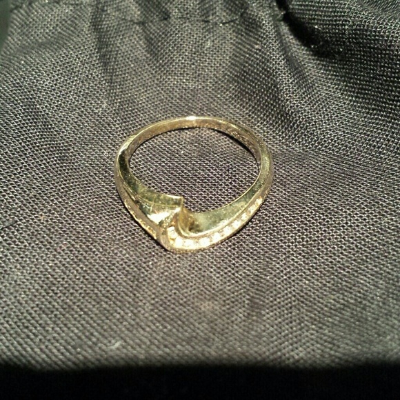 14k Gold ring with diamonds