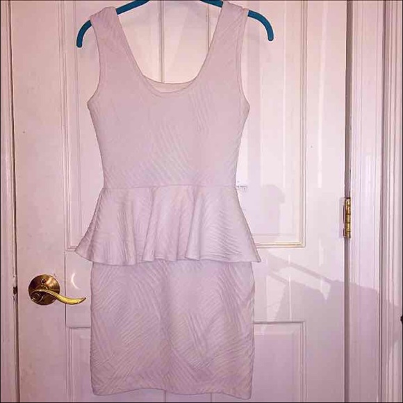 White peplum dress - Picture 1 of 3